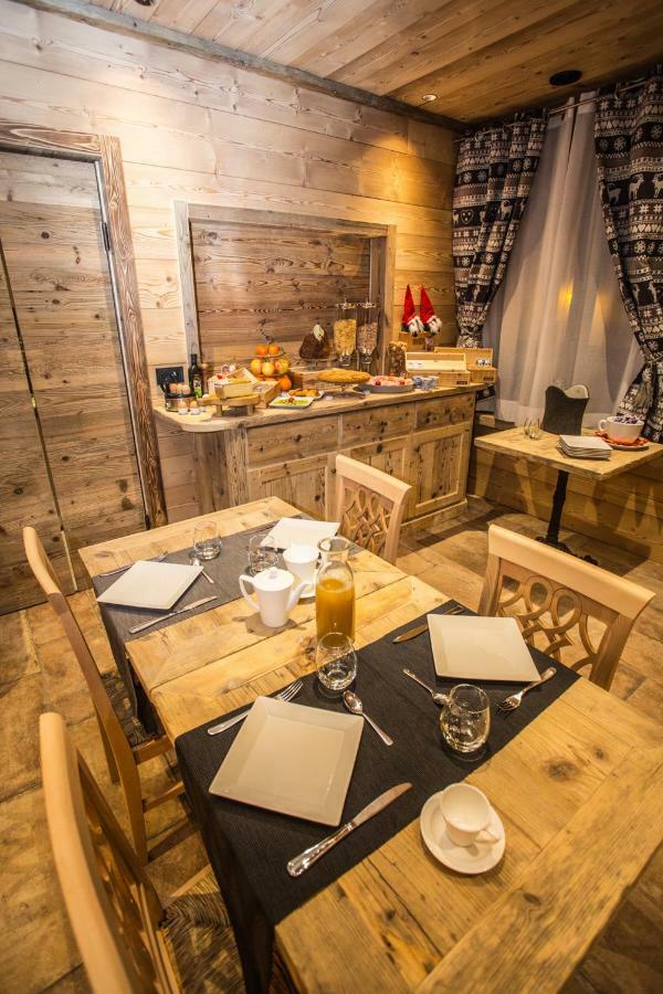 Alpine Rooms Guesthouse Breuil-Cervinia Buitenkant foto