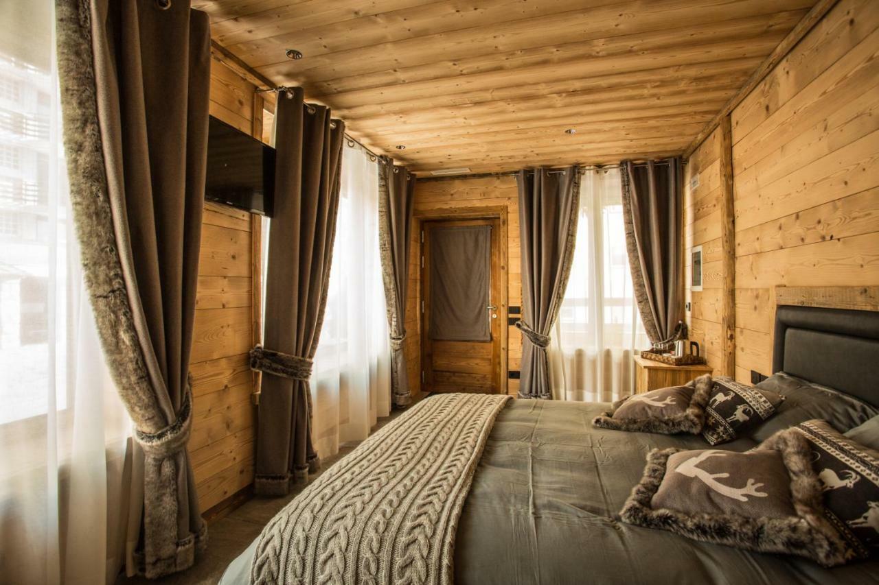 Alpine Rooms Guesthouse Breuil-Cervinia Buitenkant foto