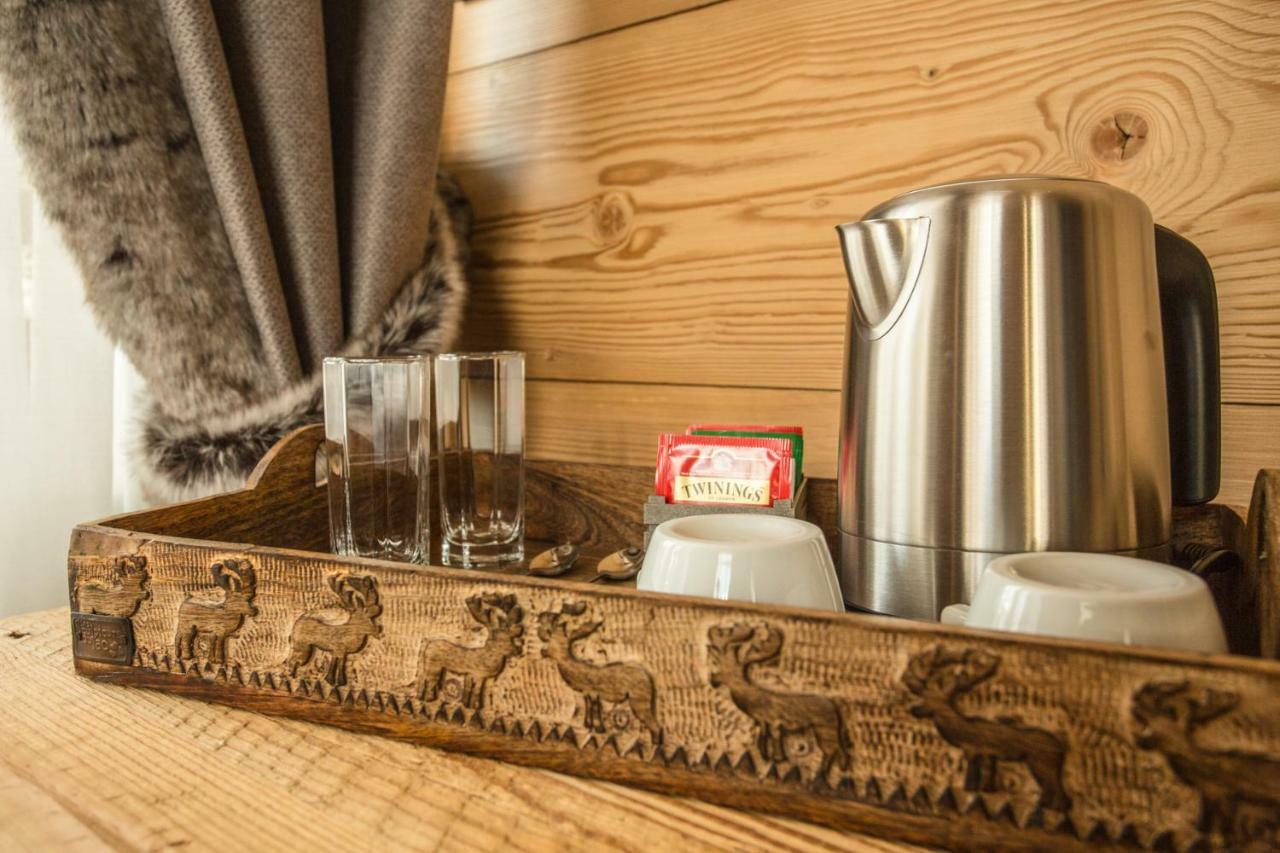 Alpine Rooms Guesthouse Breuil-Cervinia Buitenkant foto