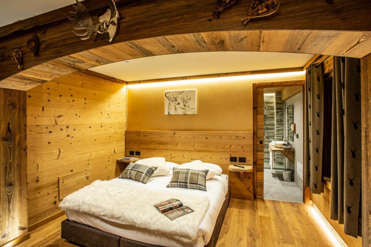 Alpine Rooms Guesthouse Breuil-Cervinia Buitenkant foto
