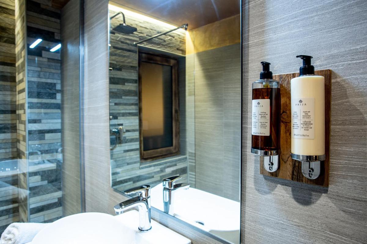 Alpine Rooms Guesthouse Breuil-Cervinia Buitenkant foto